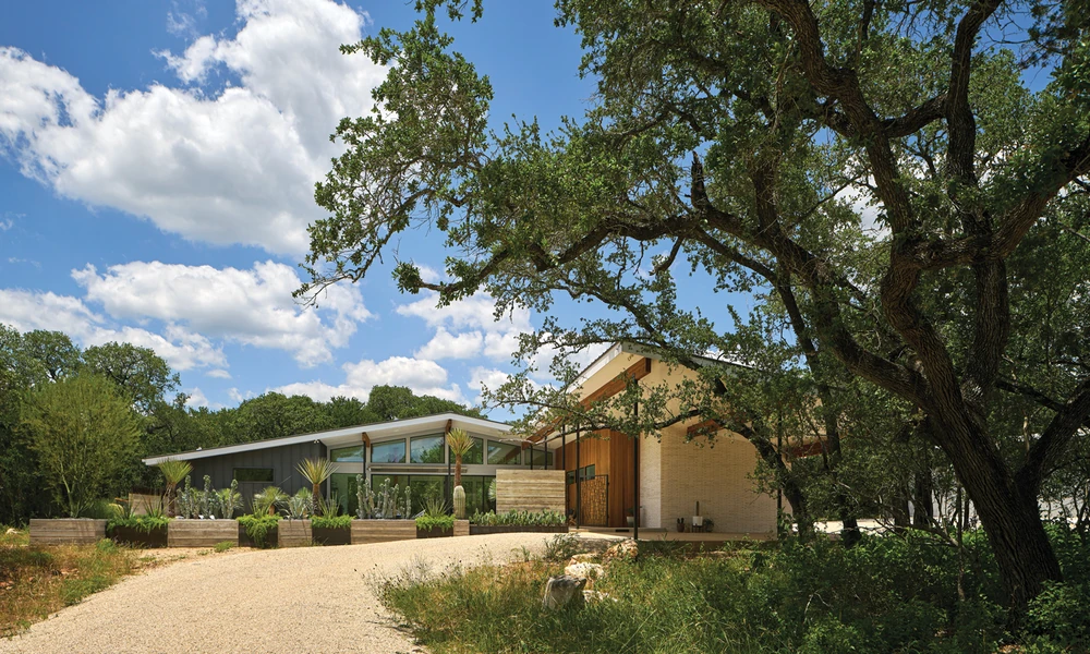 Building or Expanding a Home in Del Valle, Texas? Design an Electrical System That Will Grow With Your Property